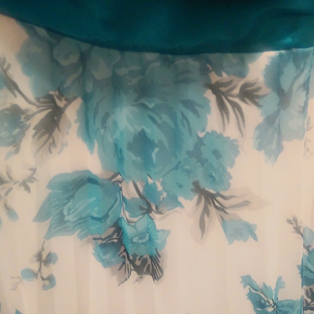 Speechless Floral Formal Dress l Cocktail Dress - Picture 6 of 8